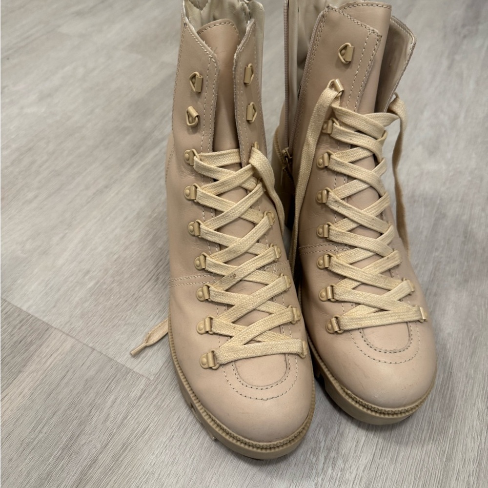SCHUTZ Beige Lace-Up Women's Boots